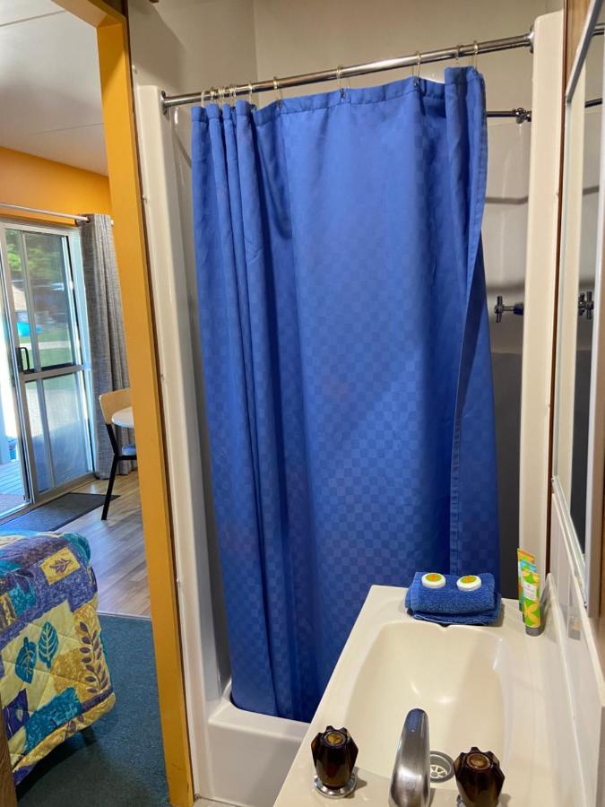 מאלאקוטה Beachcomber Caravan Park מראה חיצוני תמונה