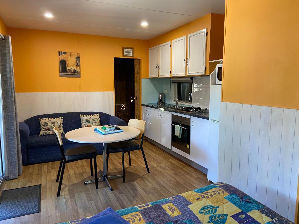 מאלאקוטה Beachcomber Caravan Park מראה חיצוני תמונה